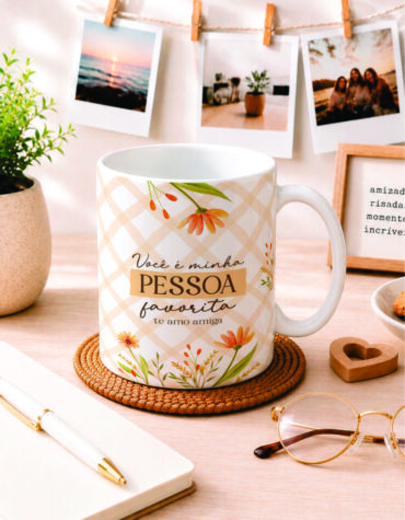 Caneca Personalizada "Você é minha Pessoa Favorita" — Floral Terracota  Tem gente que a gente escolhe pra vida toda.