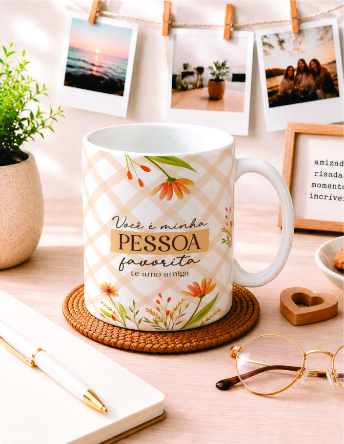 Caneca Personalizada "Você é minha Pessoa Favorita" — Floral Terracota Tem gente que a gente escolhe pra vida toda.